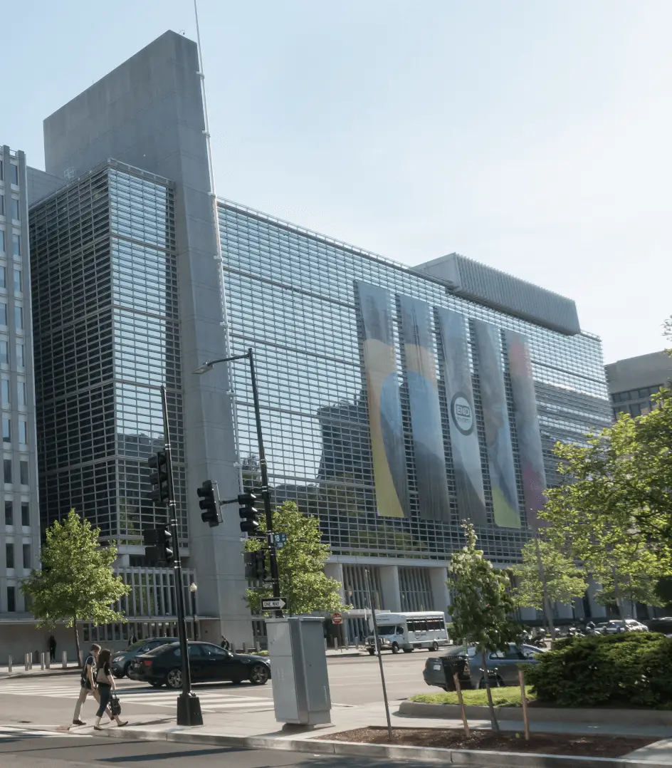 World Bank izertis