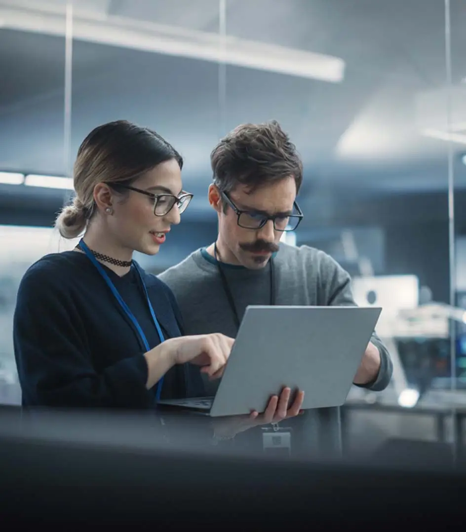 Izertis aplica IA en INDECOPI